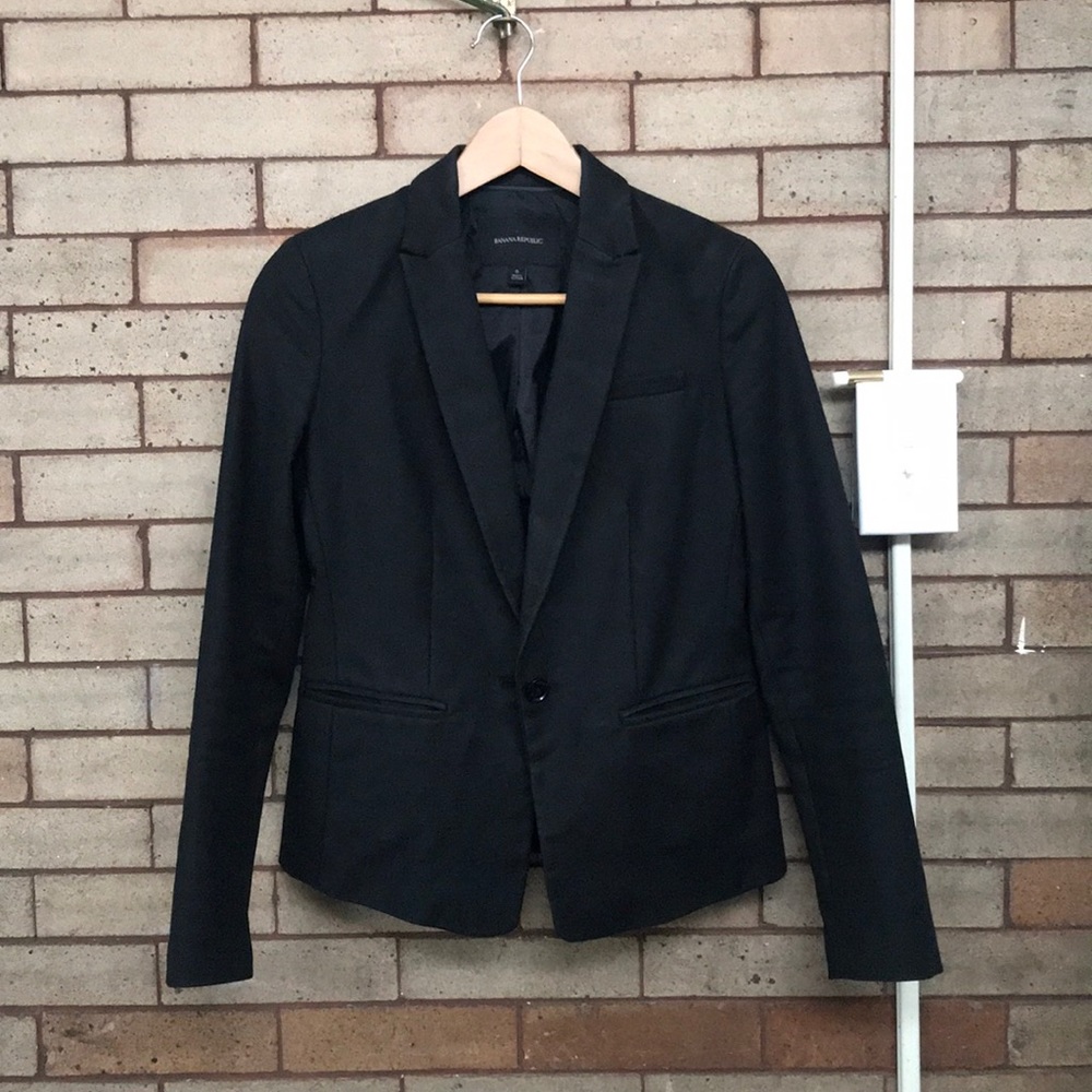 PERFECT SLEEK BLAZER